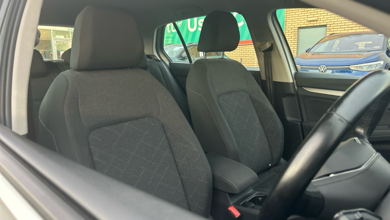 Volkswagen Golf 1.5 TSI 150 Life 5dr Petrol Hatchback